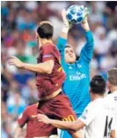  ?? AFP ?? Keylor Navas atrapa una pelota ante la Roma, en Champions.