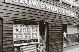  ?? Texas Joe’s ?? Dallas native Joe Walters opened Texas Joe’s Slow Smoked Meats in London. The coronaviru­s has temporaril­y shuttered it.