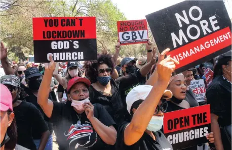  ?? | JACQUES NAUDE
African News Agency (ANA) ?? WOMEN march to the Union Buildings calling on government to allow churches to operate at full capacity.