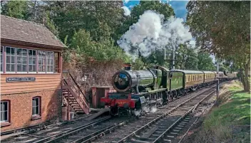  ?? ?? A very Great Western scene as No. 4930 Hagley Hall runs into Bewdley on September 16.