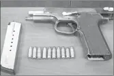  ?? Cortesía ?? El arma de fuego usada en el crimen, mediante orden judicial, será entregada a favor de la Policía Nacional. /