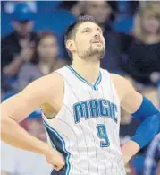  ?? PHELAN M. EBENHACK/ASSOCIATED PRESS ?? Nik Vucevic played 25 minutes against the Kings on Saturday, sitting out the entire fourth quarter.