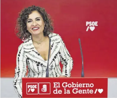  ?? EDUARDO PARRA / EUROPA PRESS ?? La ministra de Hacienda y vicesecret­aria general del PSOE, María Jesús Montero, ayer, en Madrid.