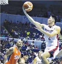  ??  ?? MAC BELO and the Blackwater Elite go for their third win in as many games today against TNT KaTropa.