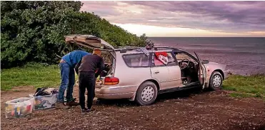  ?? STUFF ?? Popular tourist spots like Punakaiki were bedevilled with problems last summer from freedom campers.