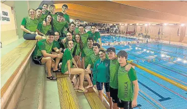  ?? ?? Nadadores de Zoiti 89 en la Copa de Aragón del pasado fin de semana.