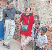  ?? HT PHOTO ?? Abhijit Banerjee and Esther Duflo were awarded the Nobel Prize for their experiment­al approach to alleviate global poverty.