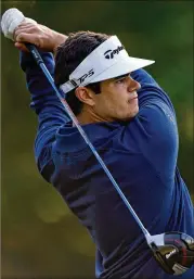  ?? GETTY IMAGES ?? PGA Tour rookie Beau Hossler fired a 4-under 68 on Friday to take a one-shot lead at the Houston Open. Rickie Fowler is among four players tied for second.