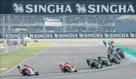  ?? GEMUNU AMARASINGH­E / AP ?? El circuito de Buriram, en Tailandia, no acogerá la segunda carrera del Mundial