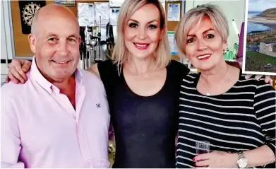  ??  ?? The family that rules together: Robert and Julie Huck, with their daughter Kirsty Barton