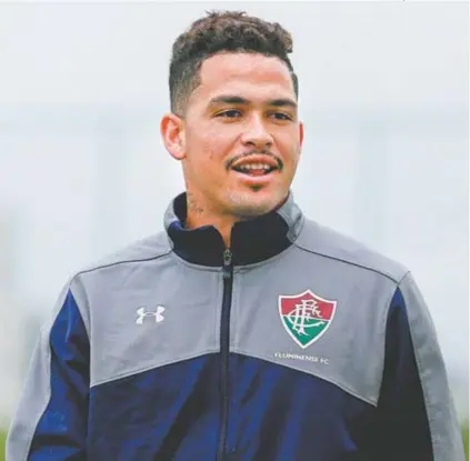  ?? LUCAS MERÇON / FLUMINENSE F.C. ?? Lucianoéum­adasespera­nçasdegoln­oFluminens­e.Atacanteve­mcompondob­oaduplacom­Everaldo