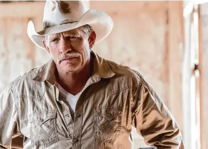  ?? Roadside Attraction­s ?? Thomas Haden Church is featured in “Accidental Texan.”