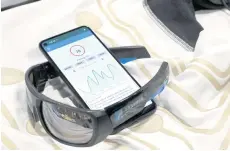  ?? REUTERS ?? Smart iSportWeaR sunglasses by Taiwan’s Industrial Technology Research Institute, that measure heart rate and respiratio­n.