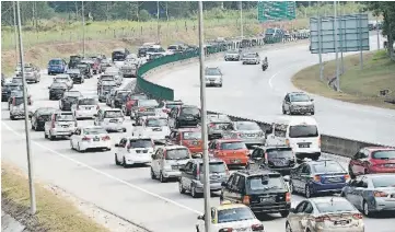  ??  ?? Despite registered lower car sales volume in February on y-o-y and m-o-m basis, national car manufactur­er Perodua was the star performer, recorded encouragin­g sales growth.