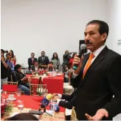  ?? Rodolfo Pérez ?? Alfonso Esparza, rector de la BUAP, en desayuno con medios de comunicaci­ón. /