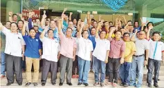  ??  ?? Ongkili and other PBS leaders together with Liawan division and branch leaders in a show of solidarity.