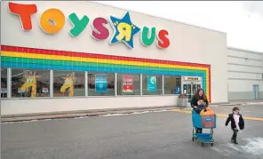  ?? AFP ?? Customers shop at a Toys R Us store in Highland Park, Illinois, on Jan 24.