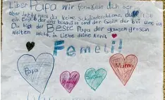  ??  ?? Diesen Brief hat die siebenjähr­ige Anna ihrem toten Vater geschriebe­n.