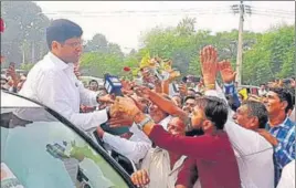  ?? ANI ?? Jannayak Janta Party leader Dushyant Chautala being welcomed by party workers in Karnal on Saturday.
