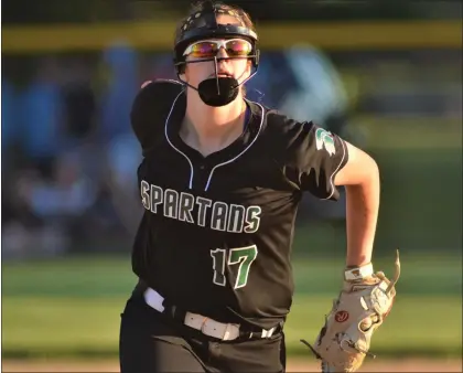  ?? KYLE FRANKO — TRENTONIAN FILE PHOTO ?? Isabella Bonacci tossed a one-hitter against Freehold Boro to lead Steinert in the semifinals of the Central Group III Tournament.