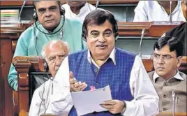  ?? PTI ?? Gadkari may call a meeting next week to sort out the difference­s on Motor Vehicle Amendment Bill.