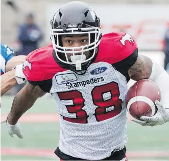  ?? GRAHAM HUGHES/THE CANADIAN PRESS/FILES ?? Stampeders running back Terry Williams has been ruled available for Saturday’s game against the Riders after tests showed a wrist injury wasn’t as serious as thought.