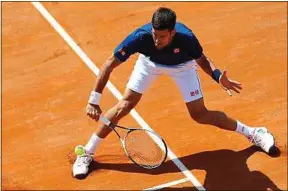  ??  ?? Novak Djokovic a été battu en finale à Rome par Alexander Zverev.