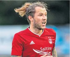  ??  ?? Stevie May is staying with Aberdeen for now.