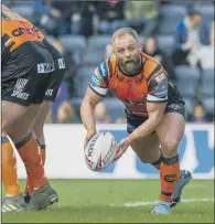  ??  ?? ENGLAND CALL-UP:
Castleford Tigers’ Paul McShane started the season in fine form, and earned internatio­nal recognitio­n.