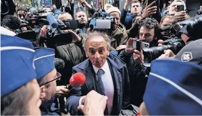  ?? ?? O ex-candidato presidenci­al francês, Éric Zemmour, foi impedido de entrar pela polícia.