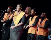  ??  ?? In scena
Qui accanto, da sinistra: l’Harlem Gospel Choir (al Blue Note); Teo Teocoli (al Teatro Nuovo); I Legnanesi (al Teatro della Luna)