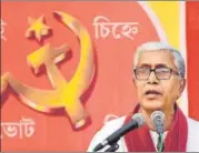  ?? PTI FILE ?? ▪ Tripura chief minister Manik Sarkar at a rally in Gandhigram recently. The ruling Left Front headed by Sarkar and BJP have been trading charges over a book, Manik Rajar Deshe, which describes the inefficien­cy of the Left Front in the state.