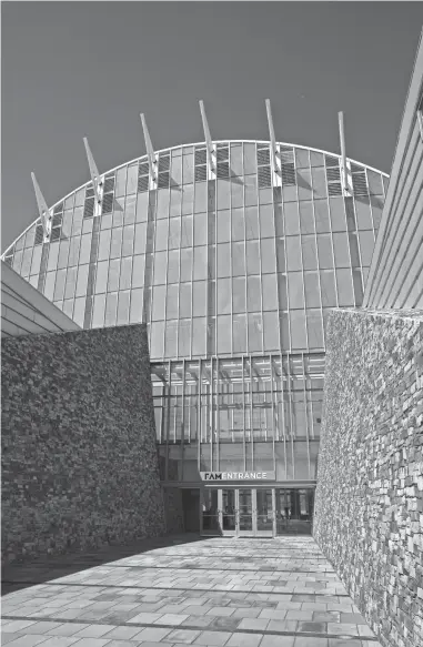  ?? DOUG HOKE/THE OKLAHOMAN ?? The Remembranc­e Gate leads to the main entrance of the First Americans Museum.