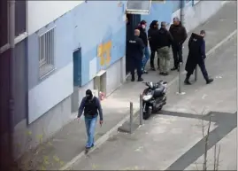  ?? (Photo d’illustrati­on So.B.) ?? Des policiers de la brigade anticrimin­alité avaient monté une opération antistups ce samedi soir dans la cité de La Poncette.