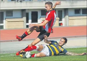  ?? FOTO: MIREYA LÓPEZ ?? Líder El Bilbao Athletic busca hoy su tercera victoria consecutiv­a