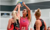  ?? PHOTO: DIANNE MANSON ?? Netball South shooter Aliyah Dunn against Waikato-BOP at the Gore Multisport­s Complex.