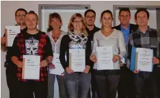  ?? Foto: DLRG ?? Ehrungen gab es bei der Jahreshaup­tversammlu­ng der DLRG im Landkreis Günzburg für verdiente Mitglieder.