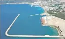  ??  ?? Özelleştir­me İdaresi Bakanlığı’nın Taşucu Seka Limanı için verdiği 40 yıllığına özelleştir­me hakkı, 8 Eylül’de başlıyor.
