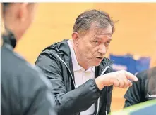  ?? FOTO: MATZERATH (ARCHIV) ?? Michael Wernitz kann die Volleyball­erinnen der SGL am Sonntag nicht anleiten – der Chefcoach weilt in den USA.