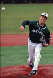  ?? JON BEHM — THE MORNING JOURNAL ?? Elyria Catholic’s Andrew Abrahamowi­cz is 1-0 with an 0.88 ERA.