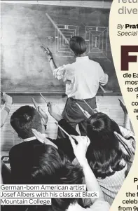  ??  ?? German-born American artist Josef Albers with his class at Black Mountain College.