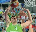  ??  ?? Basket Gasper Vidmar, centro campione d’Europa con la Slovenia, ha trovato l’intesa con la Reyer