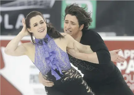  ?? TONY CALDWELL ?? Tessa Virtue and Scott Moir set a national record of 84.36 points in the short dance portion of the National Skating Championsh­ips.