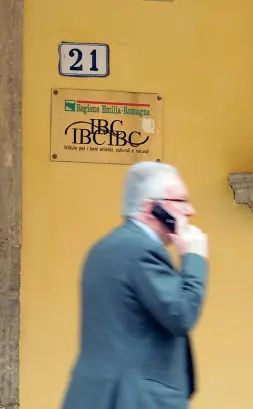  ?? Nella bufera ?? Da aprile l’Ibc, l’Istituto dei beni culturali di via Galliera che fa capo alla Regione, è nel mirino per un’inchiesta di «Striscia la notizia» sugli assenteist­i