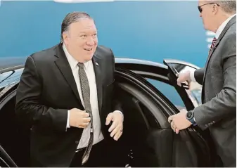  ?? FOTO ČTK/AP ?? Mike Pompeo se má dnes v Soči setkat s ruským prezidente­m Vladimirem Putinem