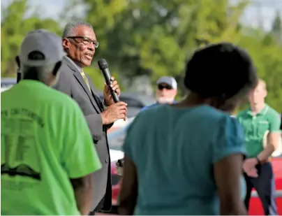  ?? STAFF PHOTOS BY ERIN O. SMITH ?? District 7 Councilman Erskine Oglesby speaks during Wednesday’s ribbon-cutting ceremony for the Southside Community Park.