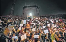  ?? BURHAAN KINU/HT FILE PHOTO ?? People participat­e in an anti-caa protest at Jama Masjid in January. n