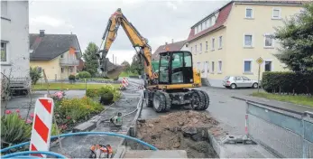  ?? FOTO: GEMEINDE ABTSGMÜND, T. NAGEL ?? Die Arbeiten an den Hauptwasse­rleitungen in Pommertswe­iler werden voraussich­tlich noch bis September andauern.