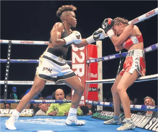  ?? Picture: PA. ?? Nicola Adams stopped Maryan Salazar of Mexico in round three of their internatio­nal flyweight bout at the First Direct Arena in Leeds.