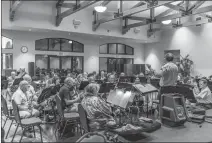  ?? Cory Rubin/The Signal ?? The Santa Clarita Concert Band rehearses at the Bella Vida SCV senior center in preparatio­n for its upcoming concert Saturday.